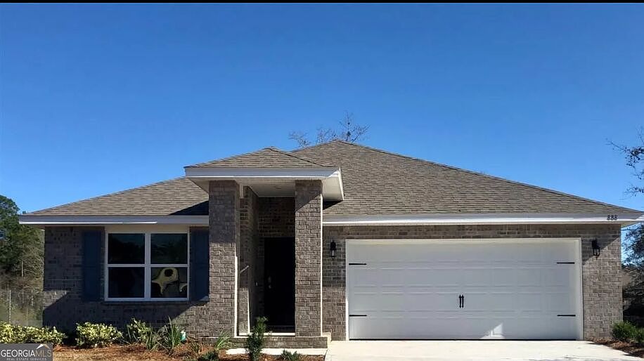 1st image of 4560 Red Oak Dr