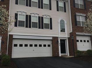 31 Abbeywood Ln, Canonsburg, PA 15317