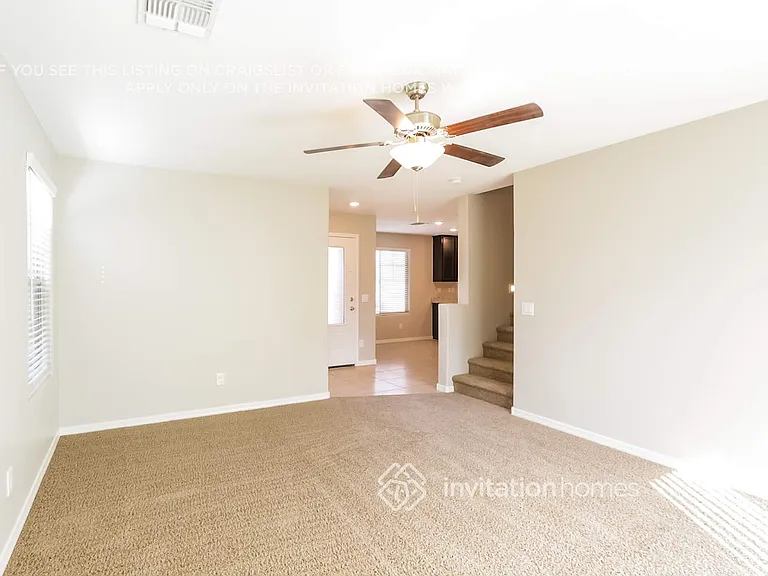 3907 S 79th Ln — Photo 3