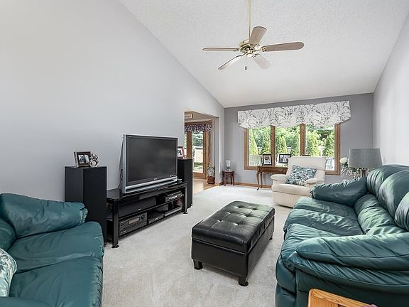 5th image of 2714 Schade West Dr #30