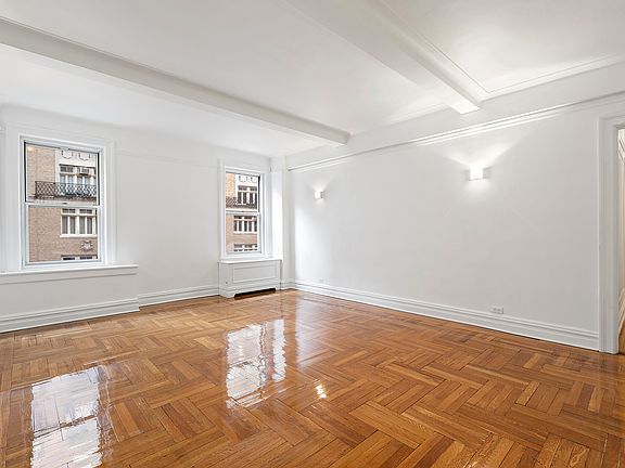 2nd image of 115 E 89th St APT 2A