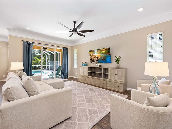 3rd image of 242 Marlberry Cir
