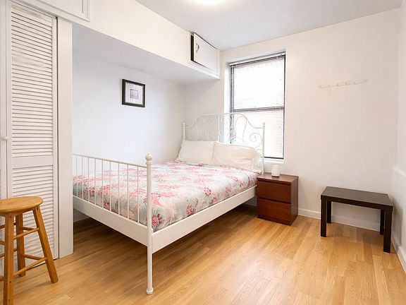 5th image of 1875 Lexington Ave #2F