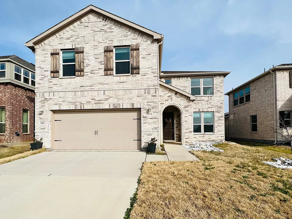 644 Fox View Dr