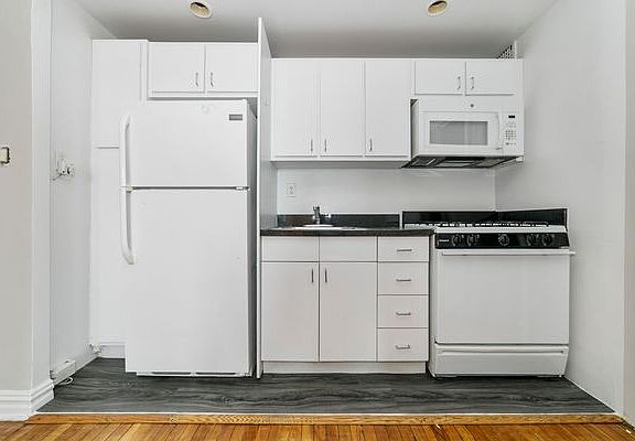 3rd image of 87-24 115th St #2B