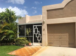 9071 Fairbanks Ln APT 8, Boca Raton, FL 33496