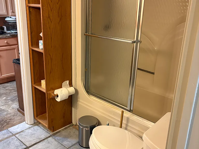 210 Curve Dr — Photo 13