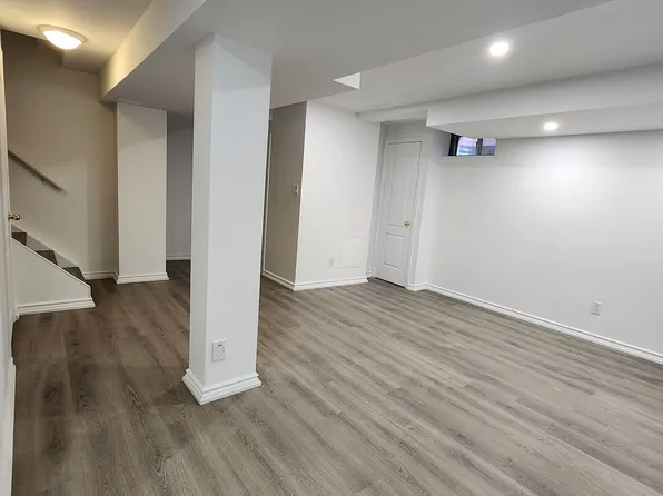 4842 Rosebush Rd #Basement, Mississauga, ON L5M 5M9