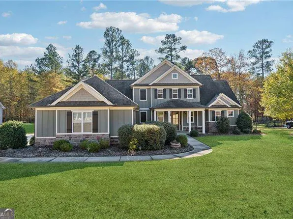 320 Discovery Lake Dr, Fayetteville, GA 30215