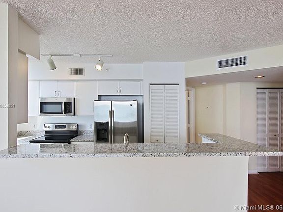 3rd image of 1115 Brickell Bay Dr #211