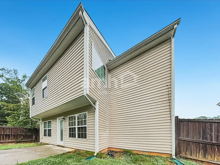 1012 Early Rise St — Photo 17