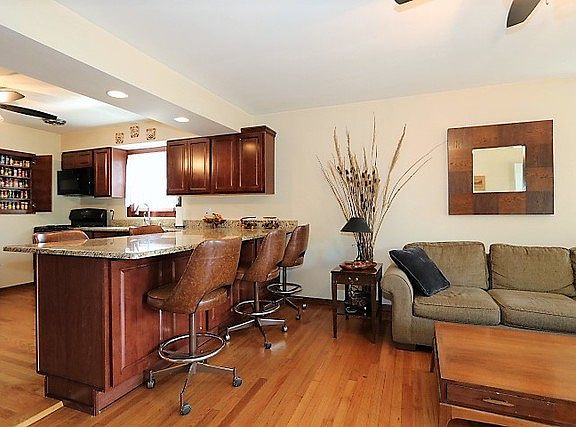 5th image of 10909 S Nashville Ave