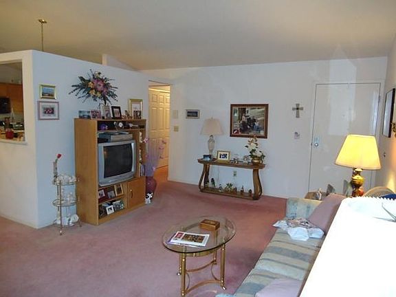 2nd image of 8743 Carrousel Park Cir Unit 84