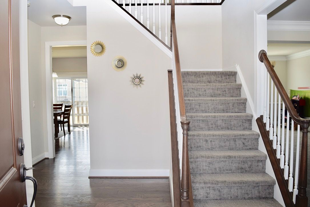 さう 50847 Scarborough Rd, Canton, MI 48188 | Zillow