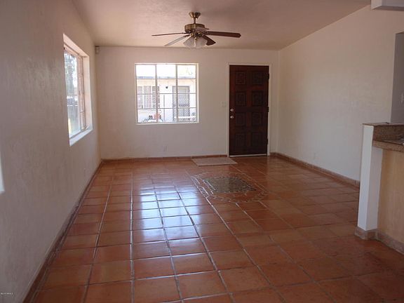 4th image of 3819 N Estrella Ln