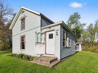 32458 County Road 665, Paw Paw, MI 49079