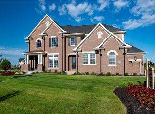 4770 Aberdeen Dr, Zionsville, IN