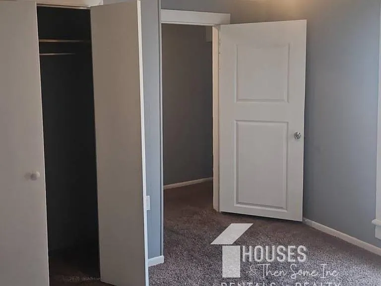 3 Bradley St — Photo 11