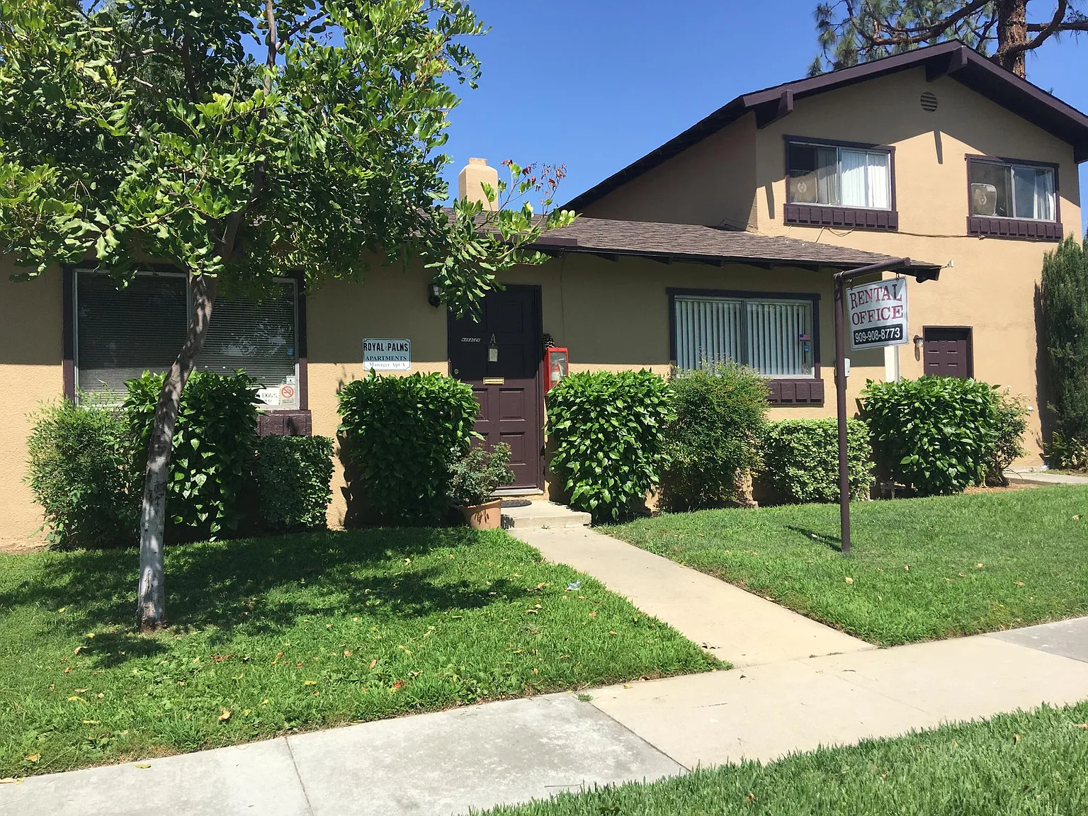 2 bed, 750 sqft, $2,100 — Photo 1