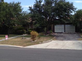 812 Terrell Rd, Terrell Hills, TX 78209