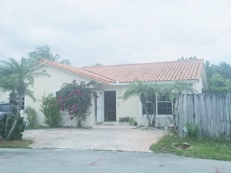 1st image of 16930 SW 92nd Ave