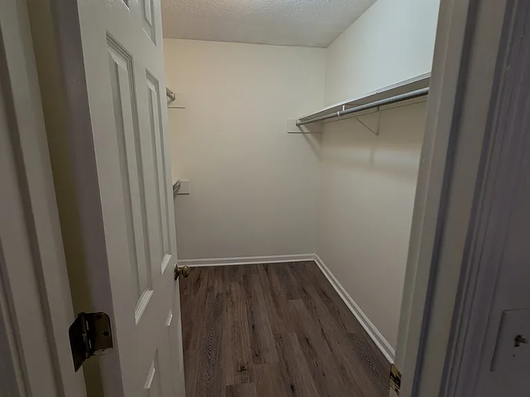 107 E Fontana Cir — Photo 5