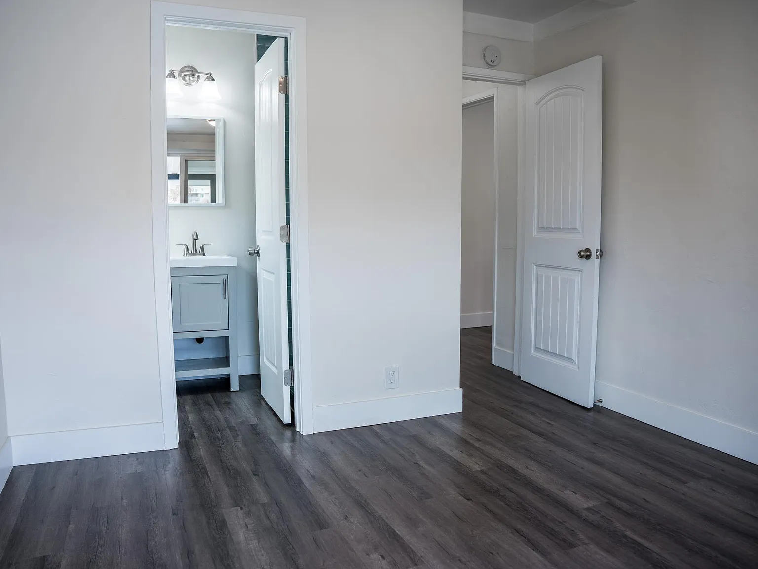 2 bed, 750 sqft, $2,495 — Photo 4