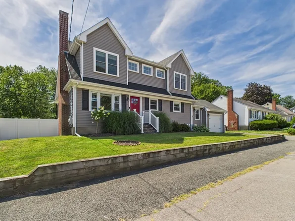 45 Cherry Ln, Weymouth, MA 02190