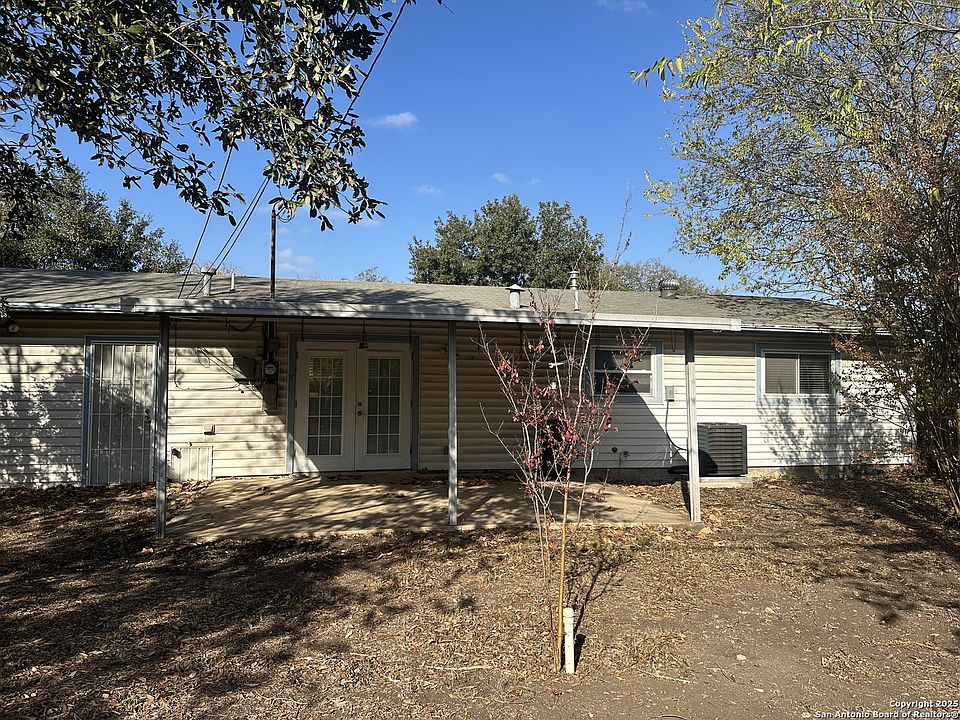 1st image of 3118 Shady Springs