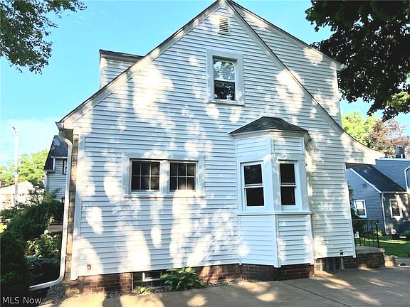 3rd image of 1378 Hadden Cir