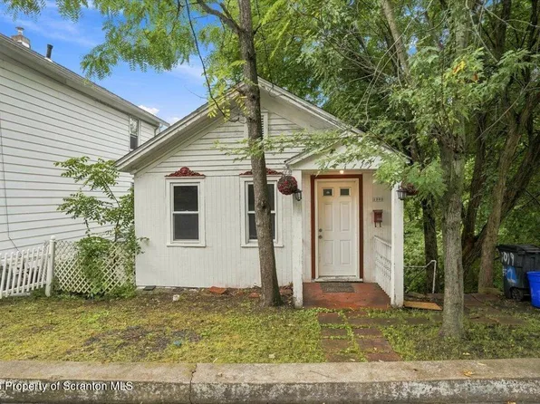 1302 Stafford Ave, Scranton, PA 18505