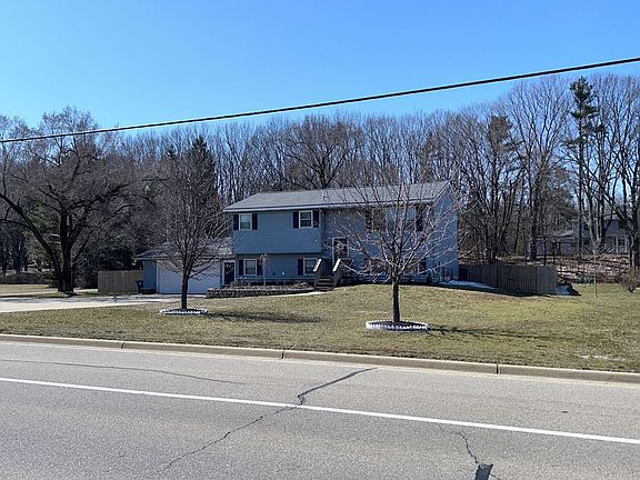 3rd image of 14385 Lakeshore Dr
