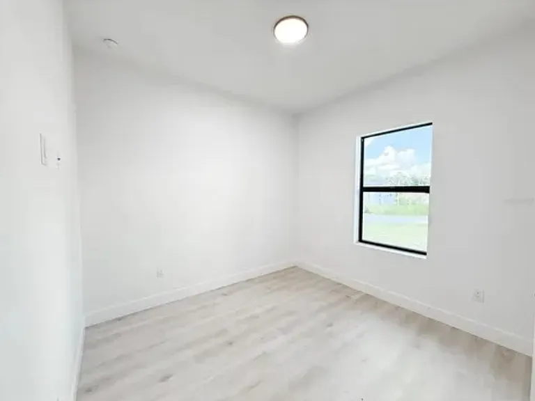 9483 Tacoma Ave — Photo 34
