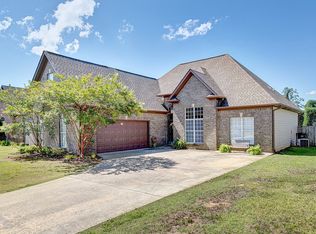 356 Savannah Cir, Calera, AL 35040