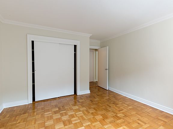 4th image of 360 E 65th St APT 5C