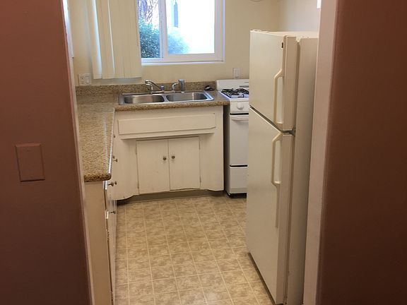 5th image of 4558 35th St