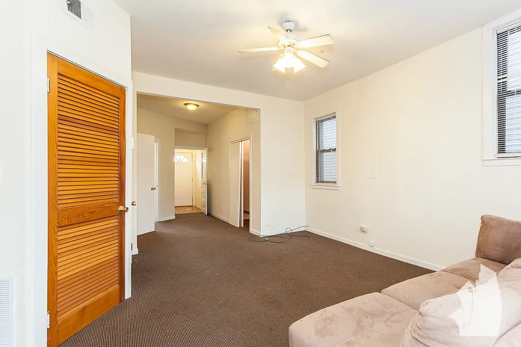 2 bed, 1.0 bath, 749 sqft, $2,350 — Photo 4