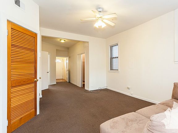 4th image of 2254 N Southport Ave #2