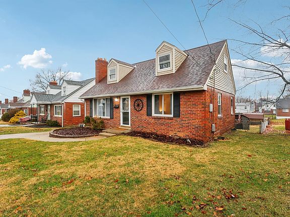 2nd image of 134 W Crest Dr