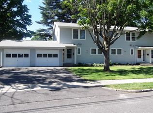 65 Davis Rd, Chicopee, MA 01022