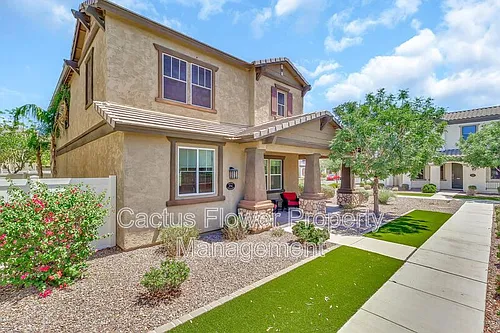 2734 S Santa Vis #MESA Photo 1