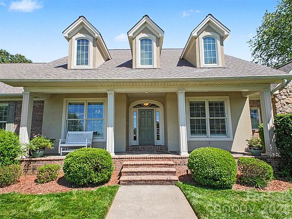 4th image of 1422 Stone Gate Dr