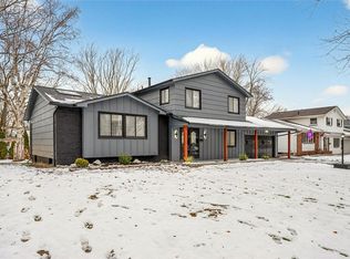 9 Wingate Dr, Rochester, NY 14624