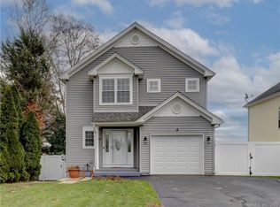 16 Birge Ave, Windsor Locks, CT 06096