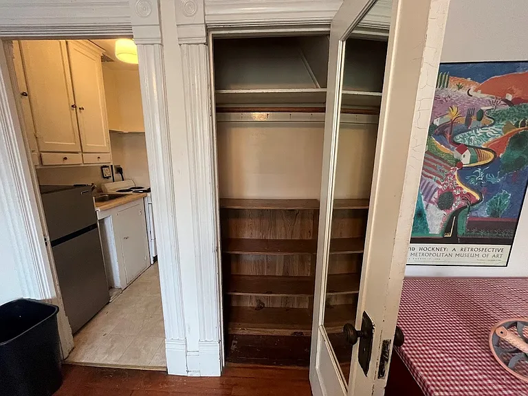 136 N Orchard St — Photo 9