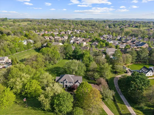 4079 Clovercroft Rd, Franklin, TN 37067