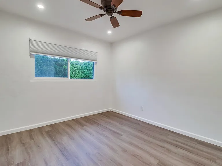 6037 La Jolla Hermosa Ave — Photo 11