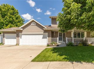 220 Stumbo Cir, Gilbert, IA 50105