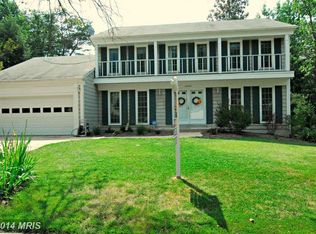 12002 Amblewood Dr, Laurel, MD 20708