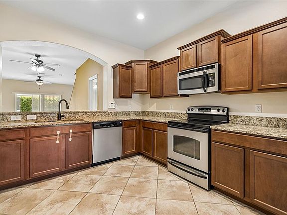 2nd image of 4127 SHADE TREE LANE